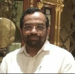Meneer Jayachandran, manager.